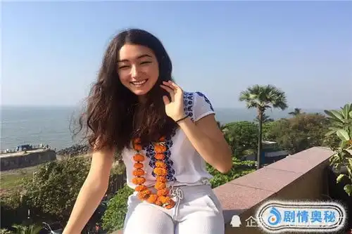 唐人街探案2女一号陈英不好看看看她生活照吧,简直美到犯规
