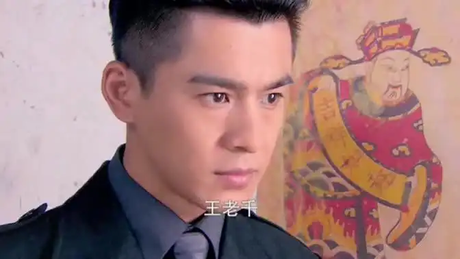 烽火佳人乔振宇调查吴谨言,养母说出真相后突然被子弹爆头
