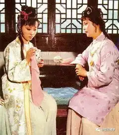 美的盛宴,无死角赏析87版红楼梦人物服饰的四大特点
