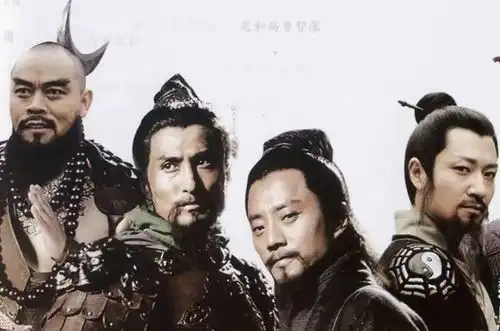 他是梁山最蠢之人,寸功未立却排名极高,还用外号克死了两位兄弟