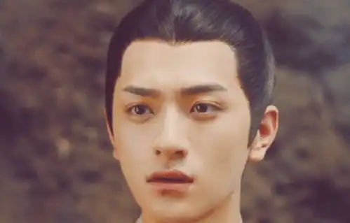 玲珑公布女主剧照,照片甜美可人,男一竟然是他