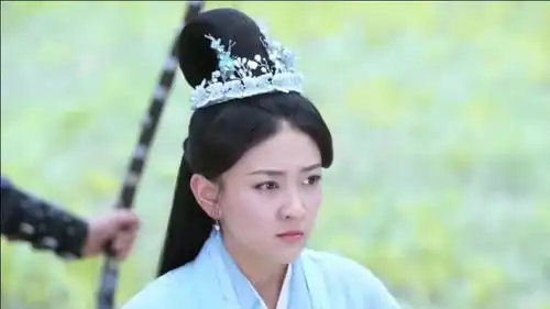 双世宠妃2贵妃为难曲檀儿,墨连城协助曲檀儿射箭