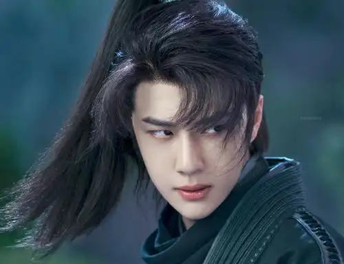 有翡出新剧照,赵丽颖王一博亲密合作,你期待谢允还是周翡
