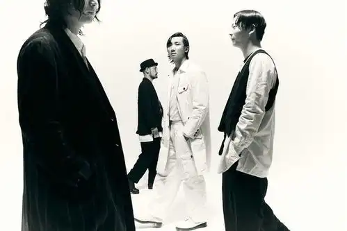 你是我的城池营垒即将开播旅行团献唱主题曲
