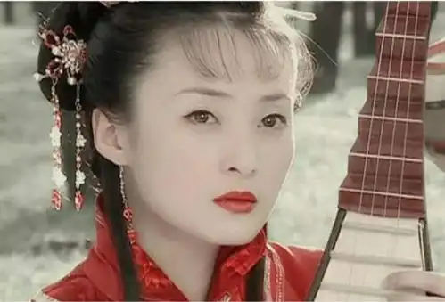 2003年他凭借金粉世家走红,随后抛弃蒋勤勤,15年后患癌去世
