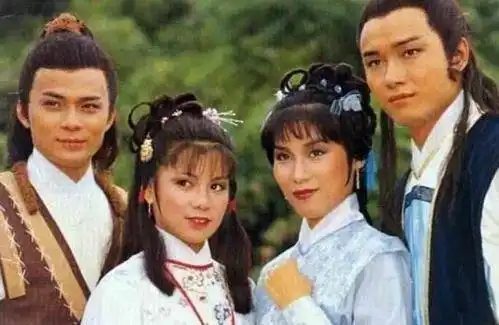 射雕英雄传37年后现状欧阳克成老中医,无名侍卫成天王
