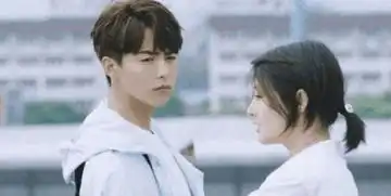 郑爽男友写真照首次曝光,富二代家境殷实,难怪胡彦斌如此狠心