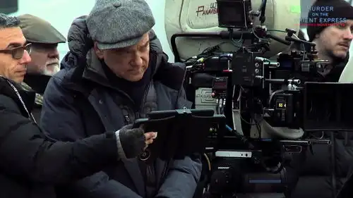 新东方快车谋杀案发布制作特辑,导演肯尼斯布拉纳表示他们使用了更宽广丰富