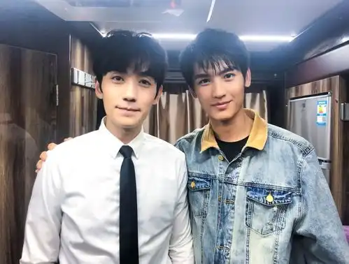 重启刚开播瓶邪cp登上热搜,朱一龙的戏路是不是该换了
