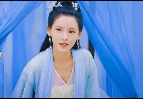 琉璃女一后续资源不及女二,张予曦作品不断,造型撞型佟丽娅
