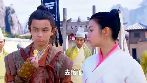 神雕侠侣全真教继续追杀小龙女和杨过,两人便飞离了终南山
