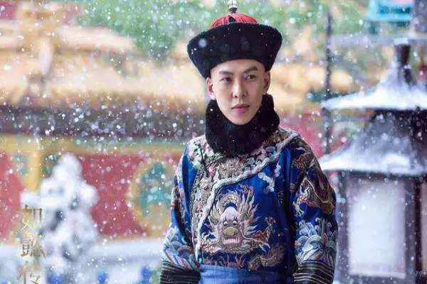 蟒袍是什么样子的,什么人才会穿蟒袍