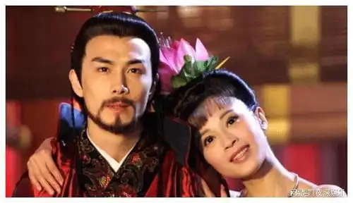 杨贵妃秘史谢阿蛮一见钟情,英勇的大将军高仙芝,原来是李承铉

