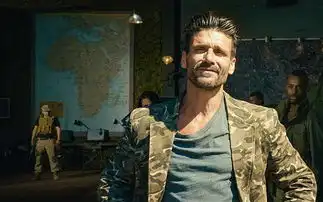 战狼2吴刚剧照及本剧上映日期和海报
