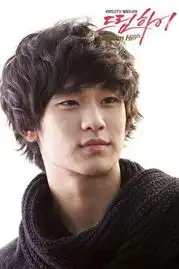 星星金秀贤进化史各时期剧照曝光9
