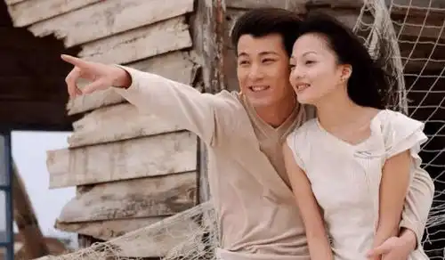 曾经的偶像剧王子却变蛇精网红脸,一身肌肉成猛男,经历了什么
