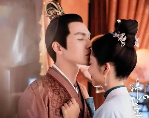 锦心似玉撒狗粮剧照爆出,钟汉良谭松韵吻戏好甜,女配一个比一个有气质
