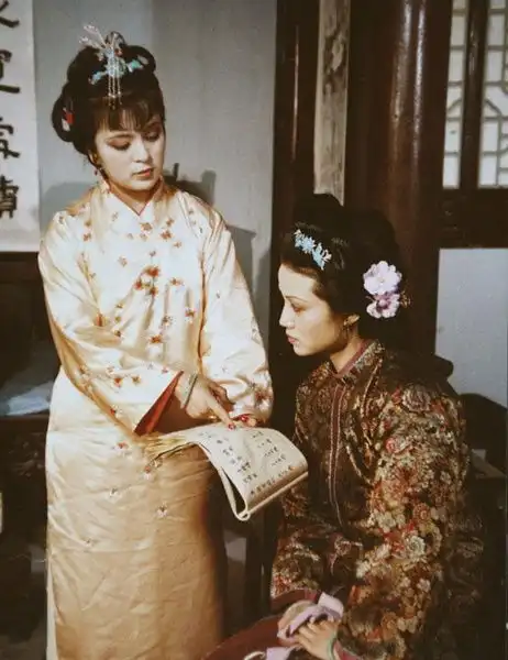 三淼君的相册珍贵的87版红楼梦剧照
