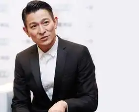 三人同框刘德华新戏爆光,除了古天乐,还有使徒行者他