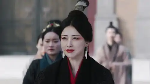 从叛逆者朱珠到谎言真探余男,小荧屏迎来熟女回归
