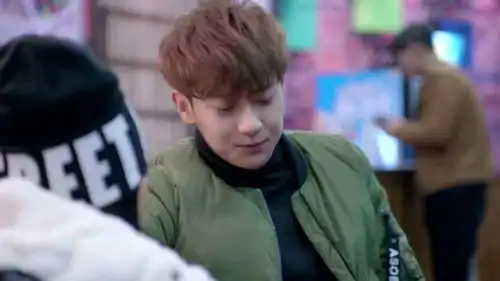 谈判官晓飞给恬恬去试试帅哥的底细