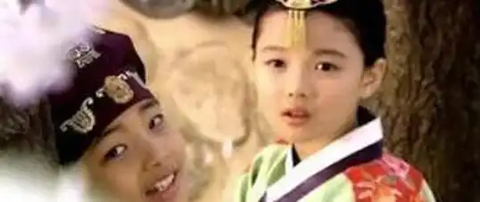 好久不见还记得拥抱太阳的月亮的小烟雨吗逆袭太成功
