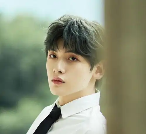 天官赐福最新演员官宣,张凌赫真人版来袭,颜值却输给配角
