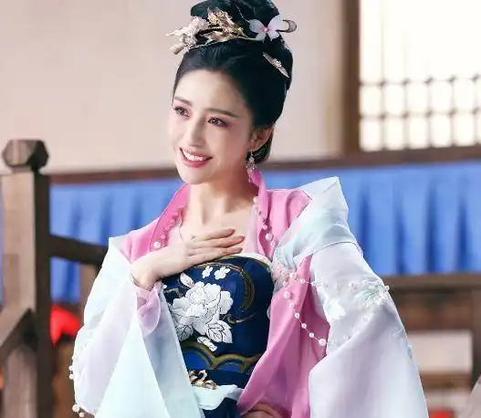国内第一古装美女她演过貂蝉和赵飞燕,11年至今无人可比

