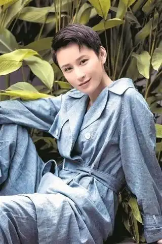 励志红海行动唯一女蛟龙,活脱脱就是个女版吴京