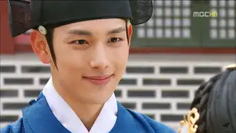 httpimgsrc.baidu.comforumpicitem0b55b319ebc4b745ceb8f2a6cffc1e178a821555.jpg弯月如眉2009的收集