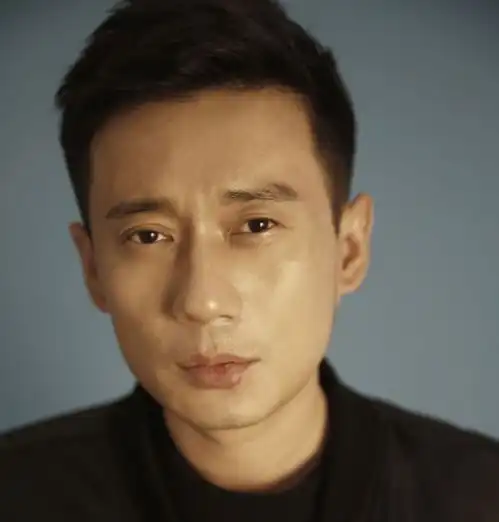 跑龙套15年因我是特种兵走红李幼斌都对其称赞有加
