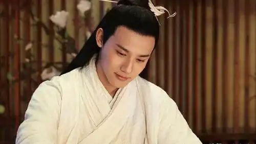 出字虽然不是平声,但是作这首诗的时候,不必换掉