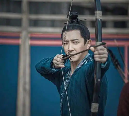 浣溪沙官发剧照,佟丽娅造型美得像仙女,陈都灵古装好灵气
