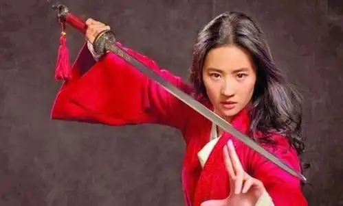 法国外交官爱上京剧演员,还生下1个儿子,18年后才知妻子是男人
