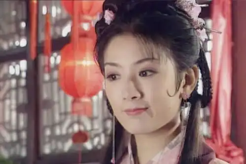 被家暴女星,第2位死后女儿也遭殃,第4位鼻子骨折网友却说活该