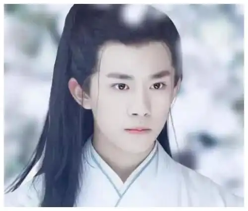 tfboys的古装照,王源王俊凯都忍了,当看到易烊千玺绷不住了
