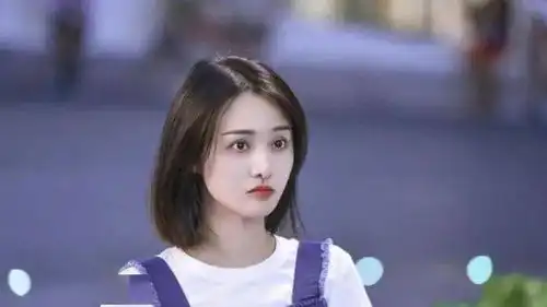 广电时评称不会给郑爽发声露脸机会德不优法不容