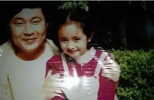 她四岁演公主成内地最美花旦,未满三十岁生娃当老板身家过亿