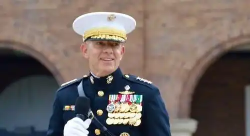 美国海军陆战队总司令四星上将大卫伯杰表示,他将尽个人全部力量阻止中美开战,因为一旦开战美国就会失去一切话甫一出,舆论震动一个身居高位的将领,为何如此直白地表达恐惧