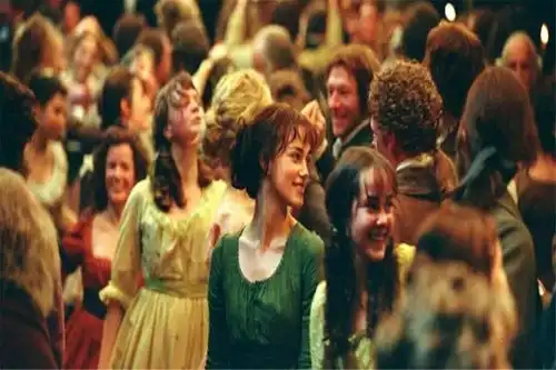 傲慢与偏见很安静的一部电影,值得细细品味
