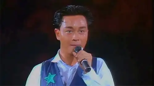 张国荣这首当年情,经典好听,前奏一响,满满的回忆
