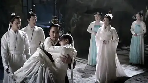 三生三世十里桃花为了爱徒,墨渊不畏人言,与瑶光约战苍梧之巅