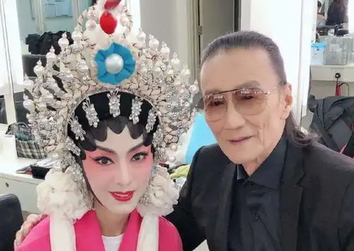 法证先锋已播到第四部,这些熟悉的演员们,你们还记得吗