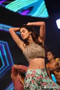 印度西施一位难得的气质美女成龙大哥也大赞