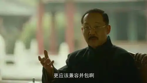 鲁迅与北大他不仅设计了北大校徽......
