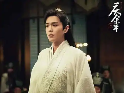 庆余年范闲出生遇谋杀,无人敢养范老太太陈萍萍有眼光
