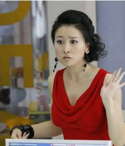 白百何的同学,丑女无敌演裴娜走红,如今隐婚生女老公成谜

