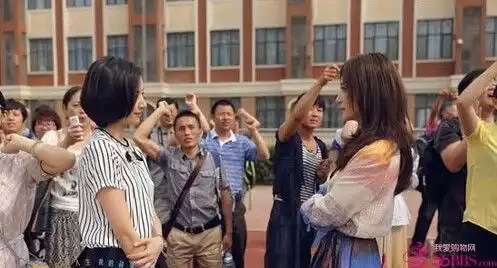 情敌来了虎妈猫爸赵薇董洁发型pk
