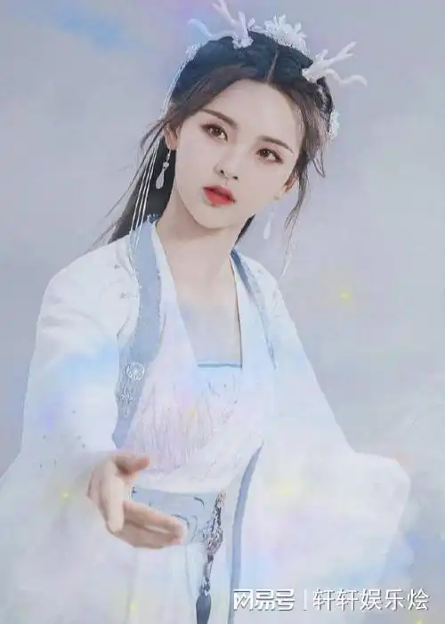 杨超越古装剧照,感觉过于吹捧了