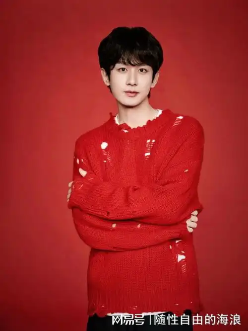 明星最新贺岁照,成毅杨洋刘宇宁檀健次杨紫张新成等惊艳眼球